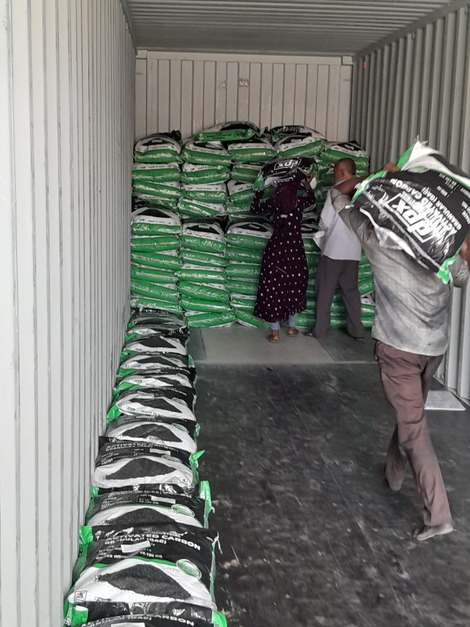 Container Stuffing Image 6